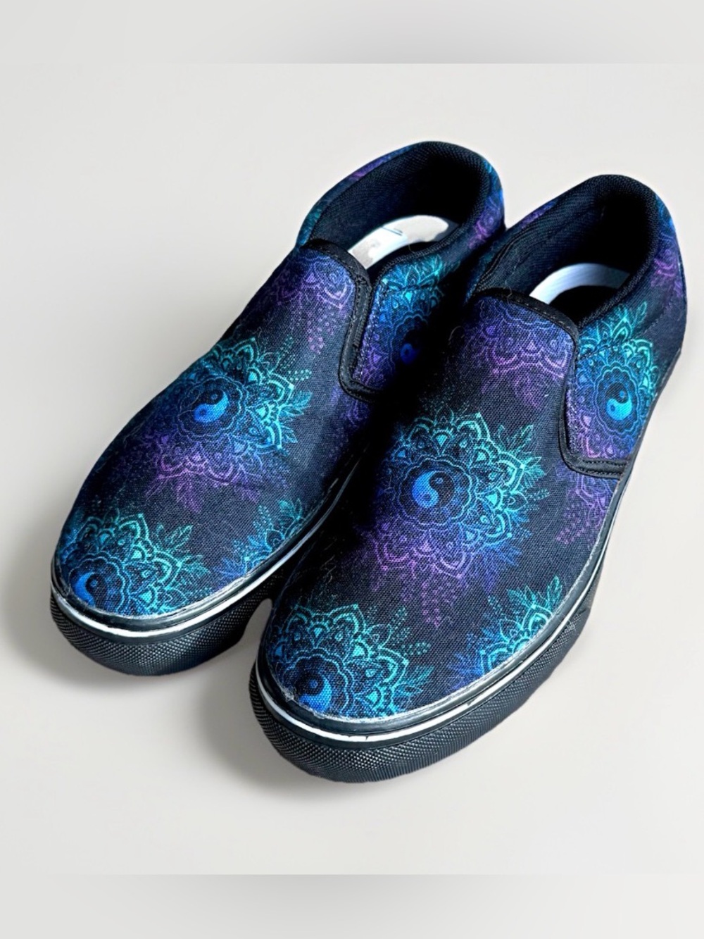 Yes We Vibe Yin Yang Platform Slip On Sneakers Size 7.5